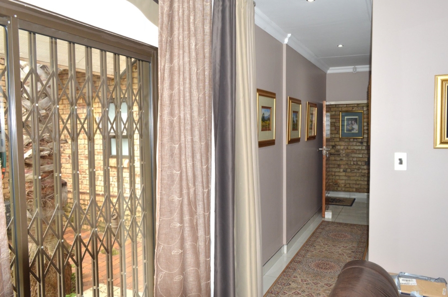 4 Bedroom Property for Sale in Doringkruin North West